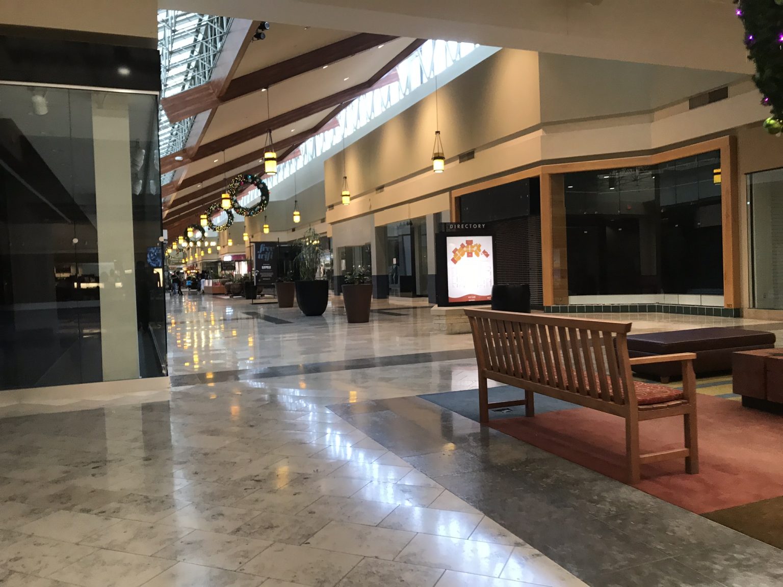 What’s Left Of West Oaks Mall – Houston Historic Retail